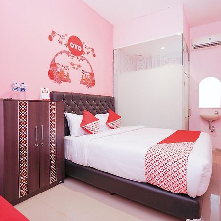 Hotel O Juanda Near Terminal International Juanda Surabaya Bagian luar foto